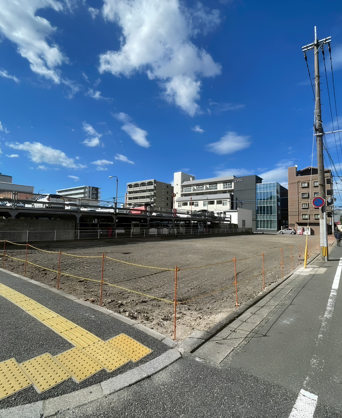 住宅外構とカーポートの解体対象イメージ